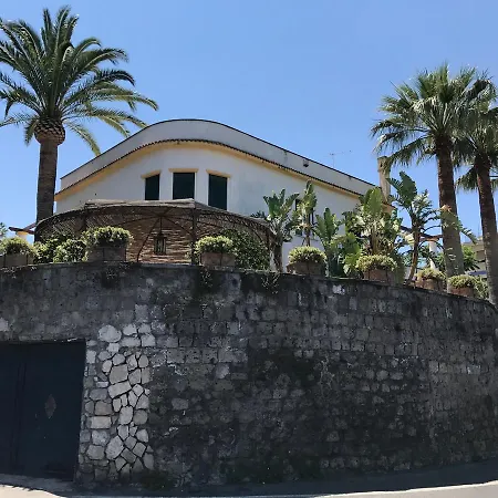 Bella Bed & Breakfast