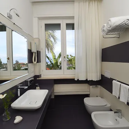 Bella Bed & Breakfast 4*