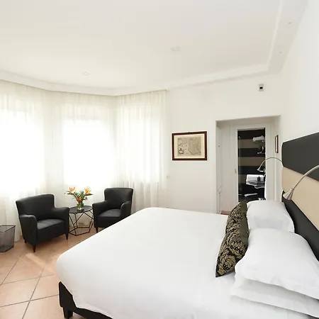 Bella Bed & Breakfast 4*