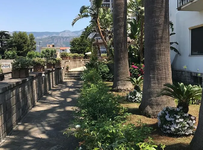 Bed & Breakfast Bella